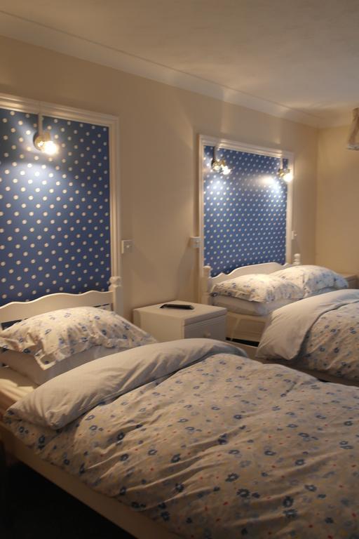 Monravon Guest House Holyhead Chambre photo