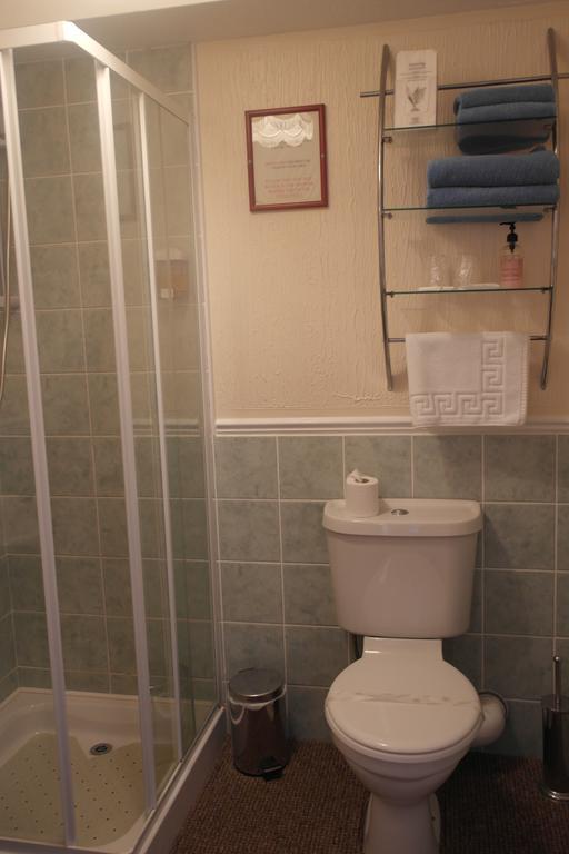 Monravon Guest House Holyhead Extérieur photo